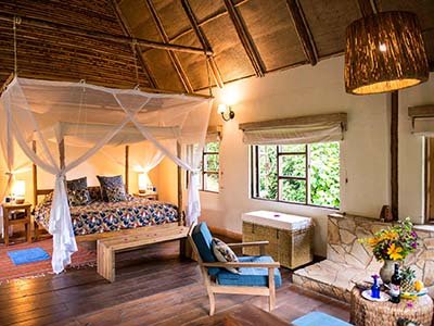 Bwindi lodge bedroom