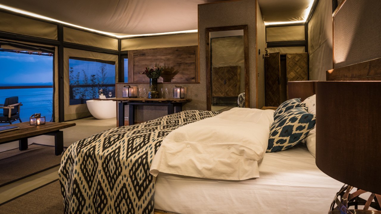 The Cliff Tented Bedroom, Lake Nakuru National park